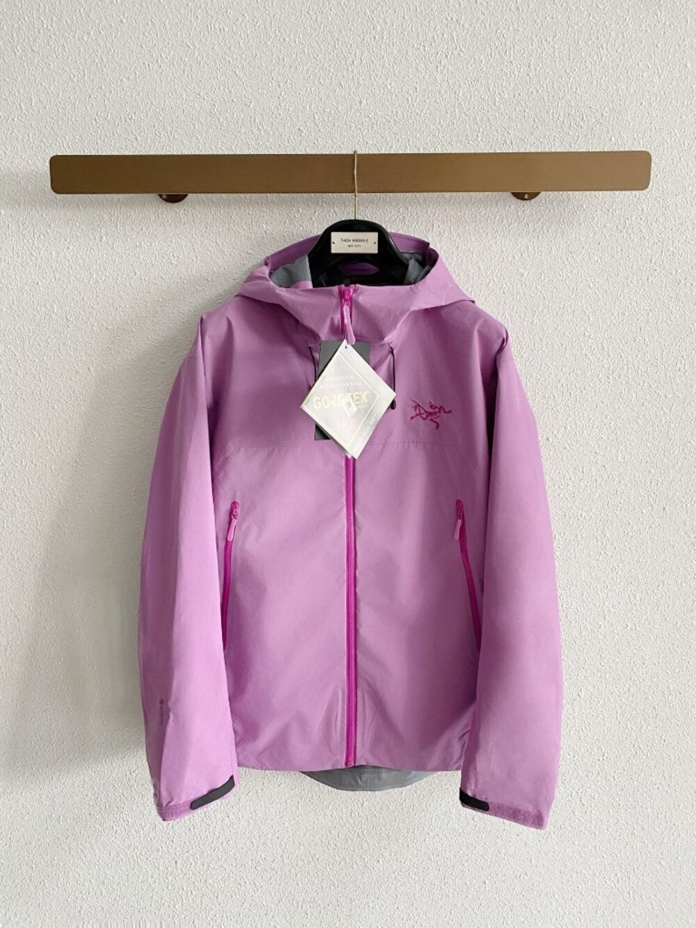 Arcteryx Beta Series Beta LT JacketHooded Hardshell Jacket, SizeL